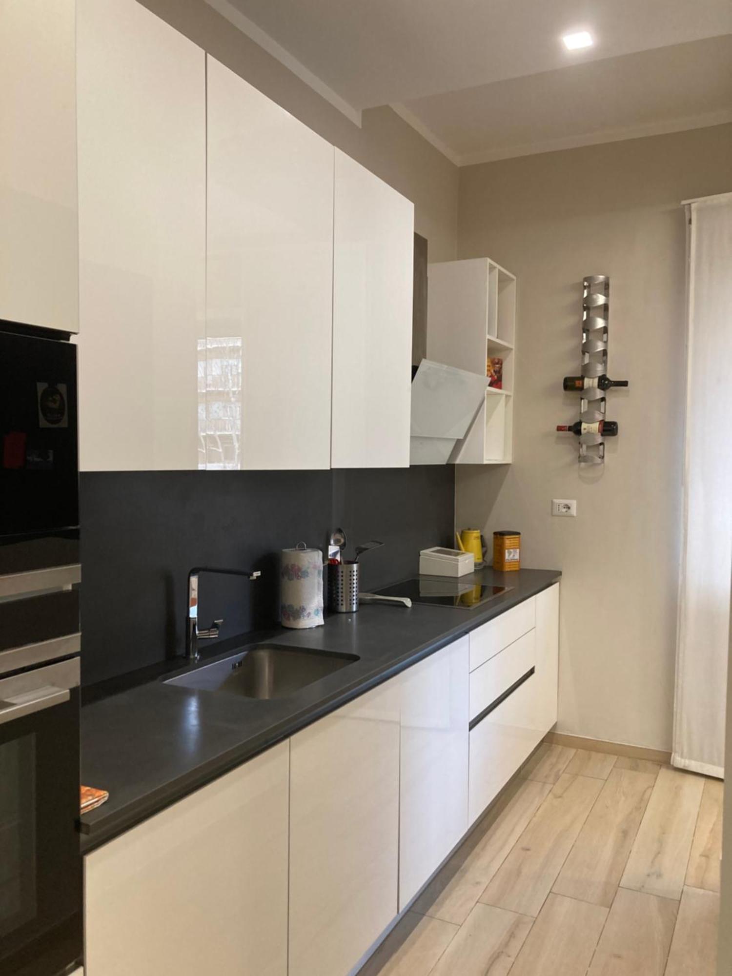 Cami Luxury Flat * Rom